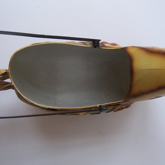 Muliti-Use Tin Rooster Decoration - Picture 4 of 5